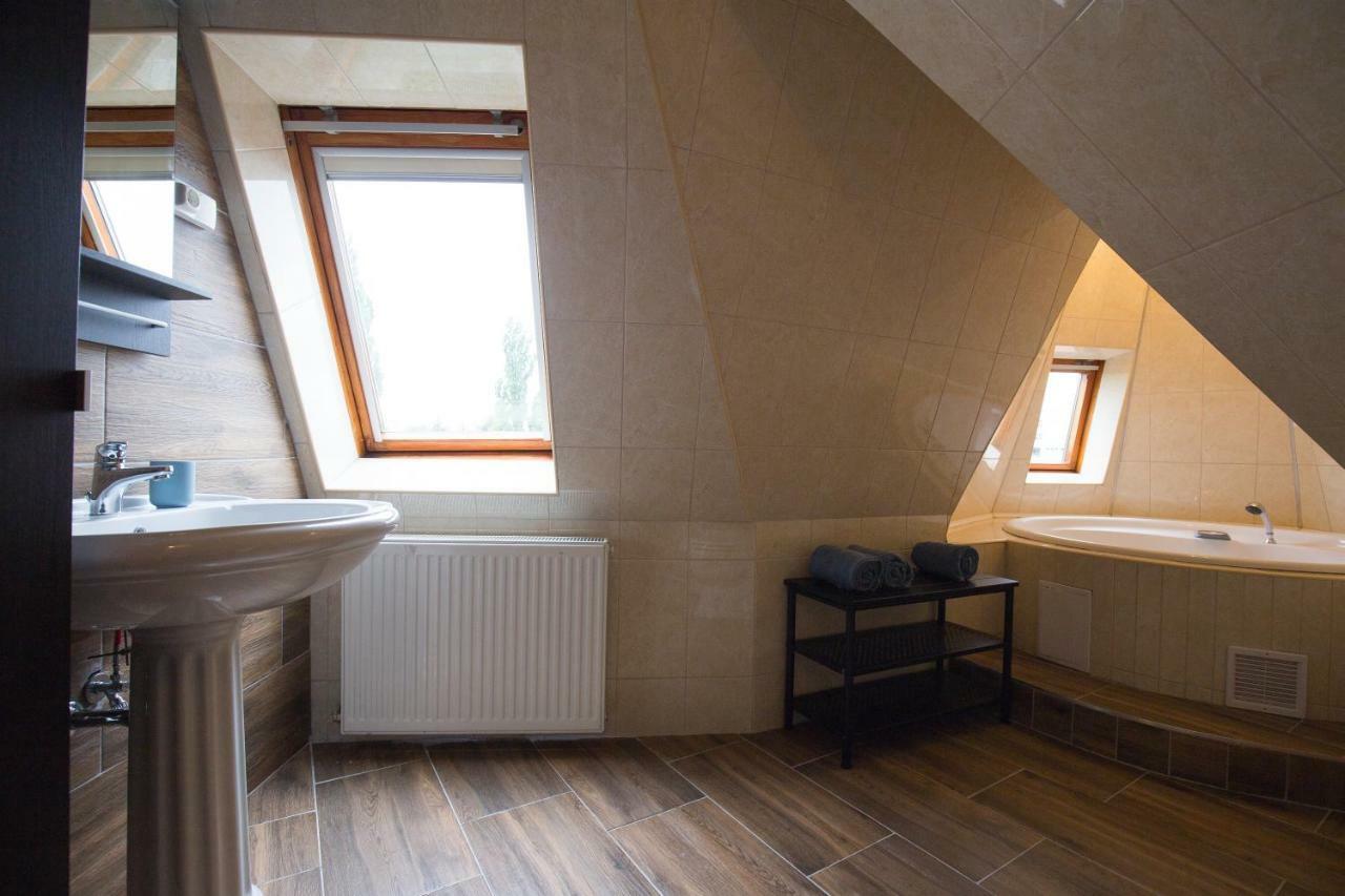 Two Towers Apartman Miszkolc Zewnętrze zdjęcie